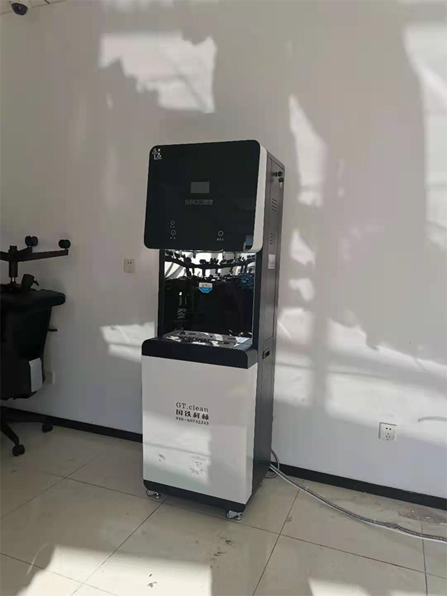 國林小知識：開水器和直飲機有什么區(qū)別？